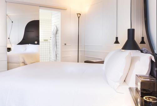 La Maison Champs Elysees - Paris - Bedroom