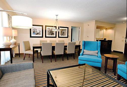 Wyndham Boston Beacon Hill - Boston - Living room