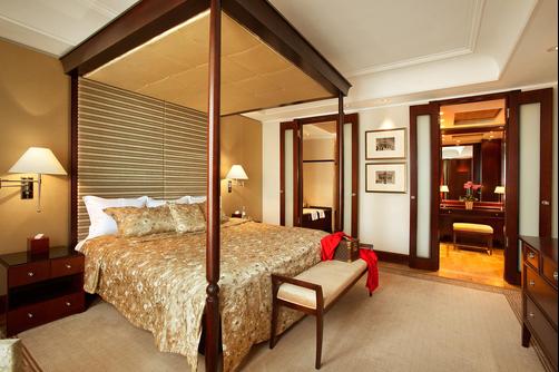 Hotel Adlon Kempinski - Berlin - Bedroom