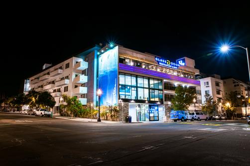 Porto Vista Hotel - San Diego - Building