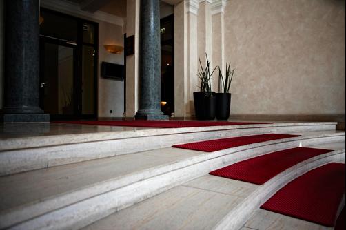 Steigenberger Hotel Metropolitan - Frankfurt am Main - Lobby