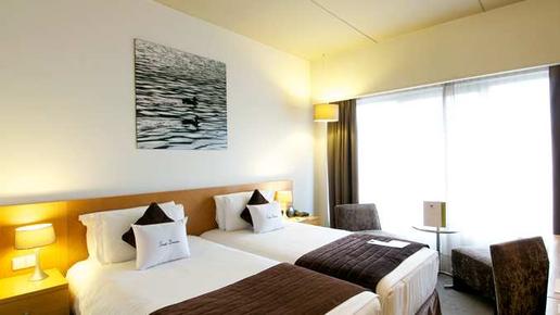 DoubleTree by Hilton Hotel London - Victoria - London - Bedroom