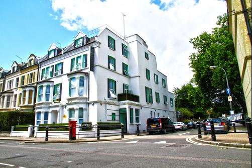 Kensington West - London - Building