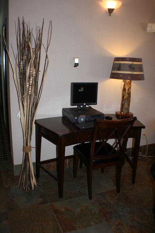 Allington Inn and Suites - South Fork - Business centre