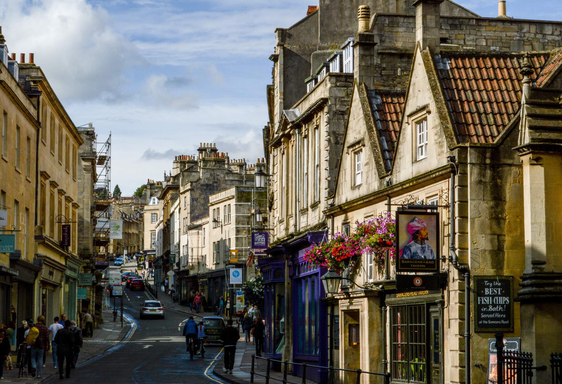 Image in a workday of a street in Bath