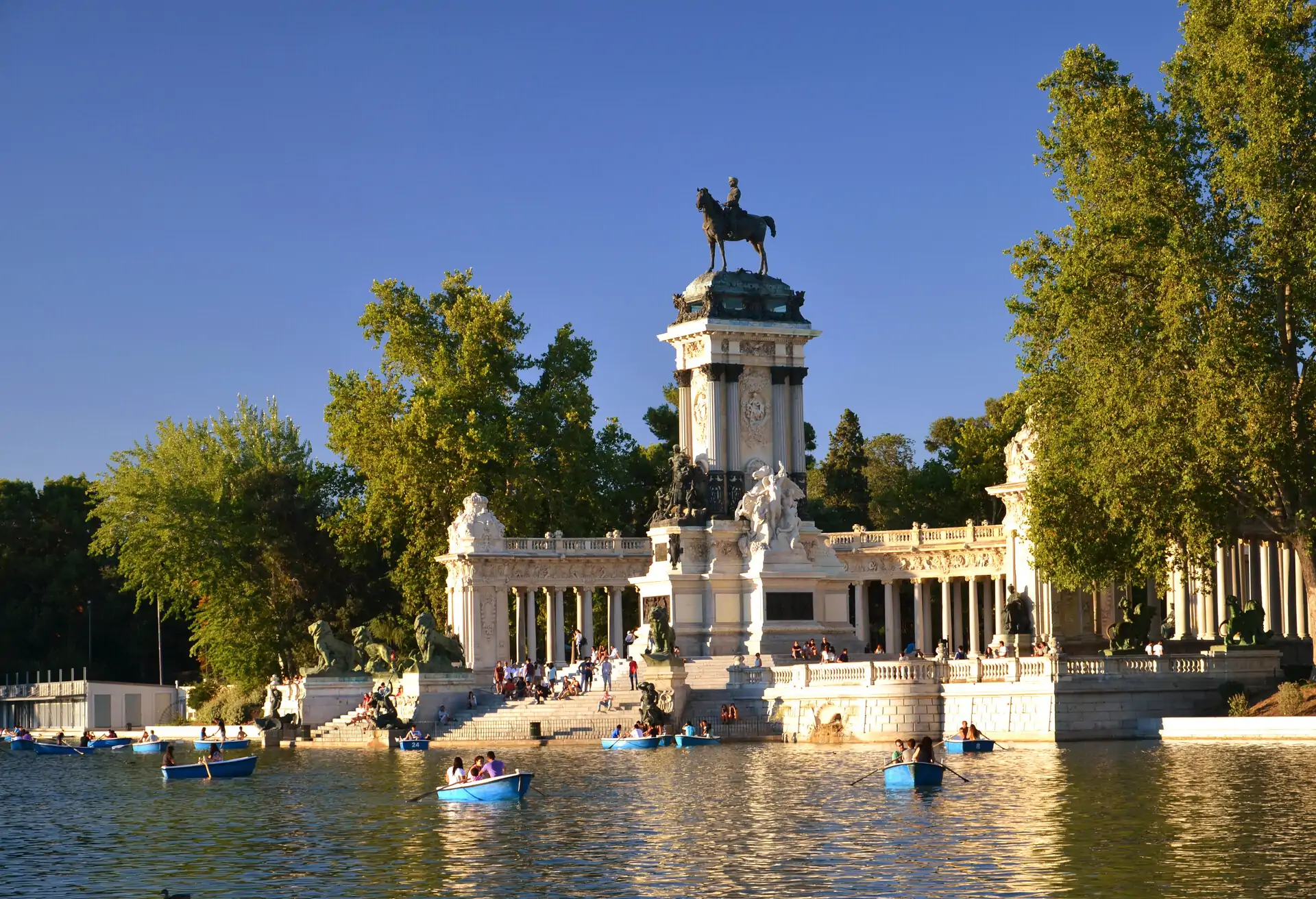 dest_madrid_spain_gettyimages-466491286_universal_within-usage-period_101510