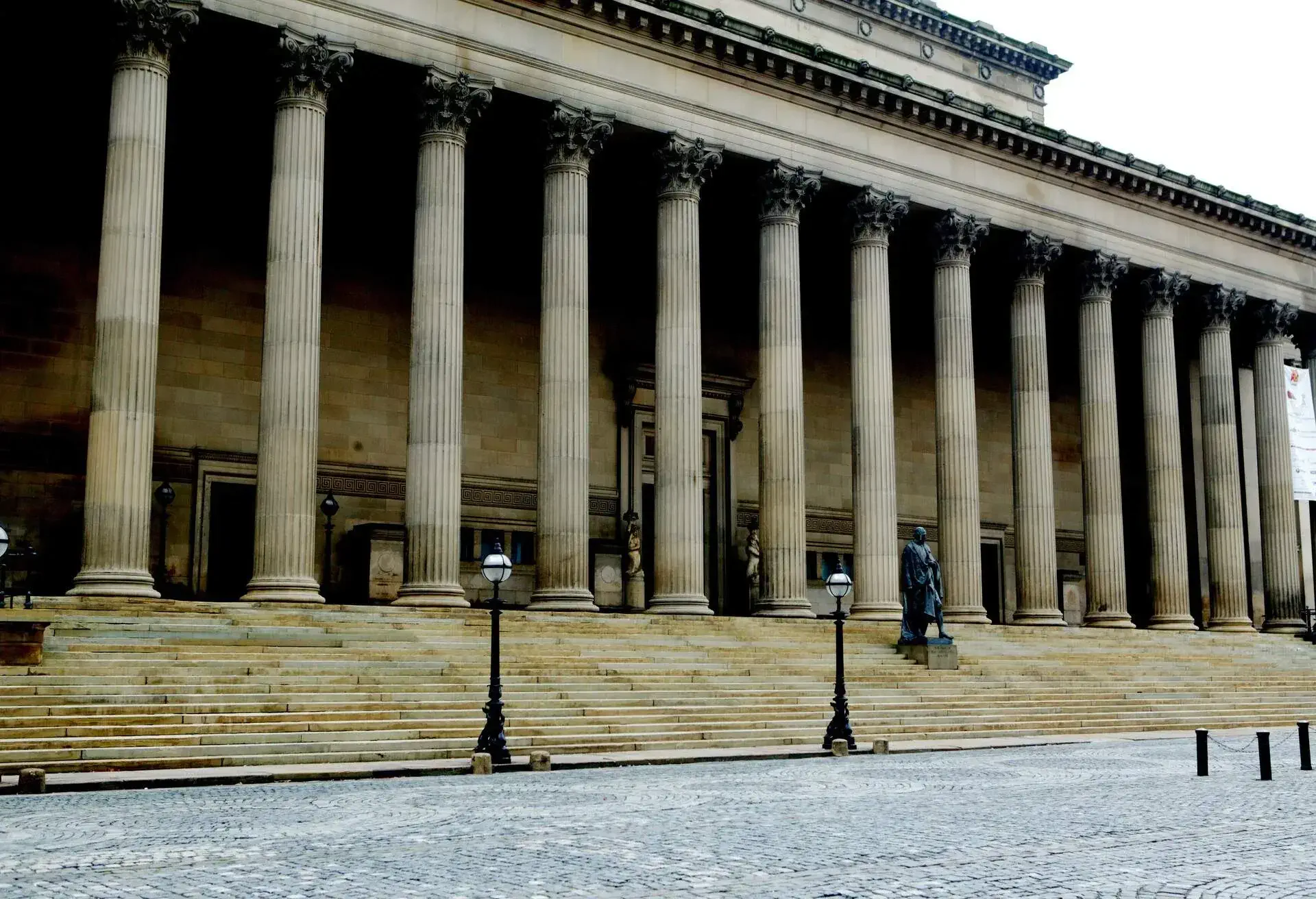 ENGLAND_LIVERPOOL_ST-GEORGE-HALL