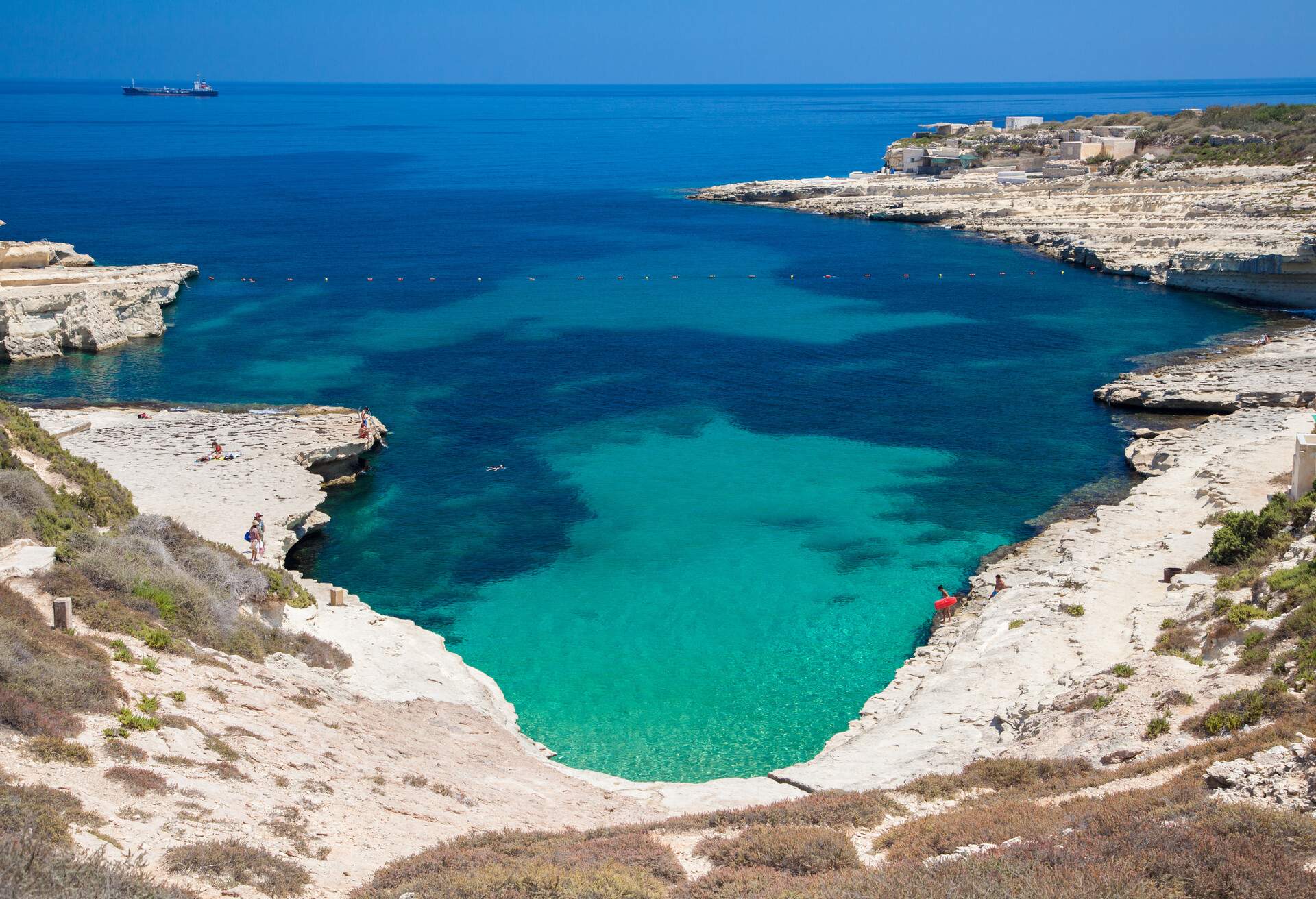 DEST_MALTA_St. Peter's Pool_Marsaxlokk_GettyImages-486426836