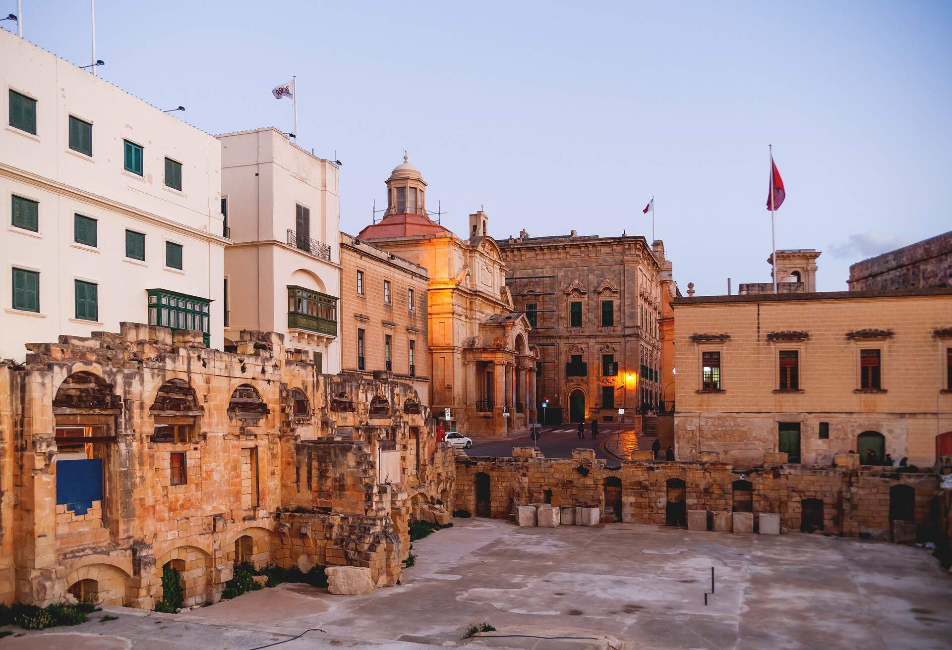 DEST_MALTA_VALLETTA_ROYAL_OPERA_RUINS_GettyImages-1217995006