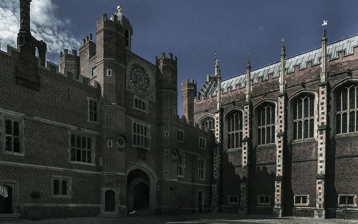 Hampton Court Palace haunted britain