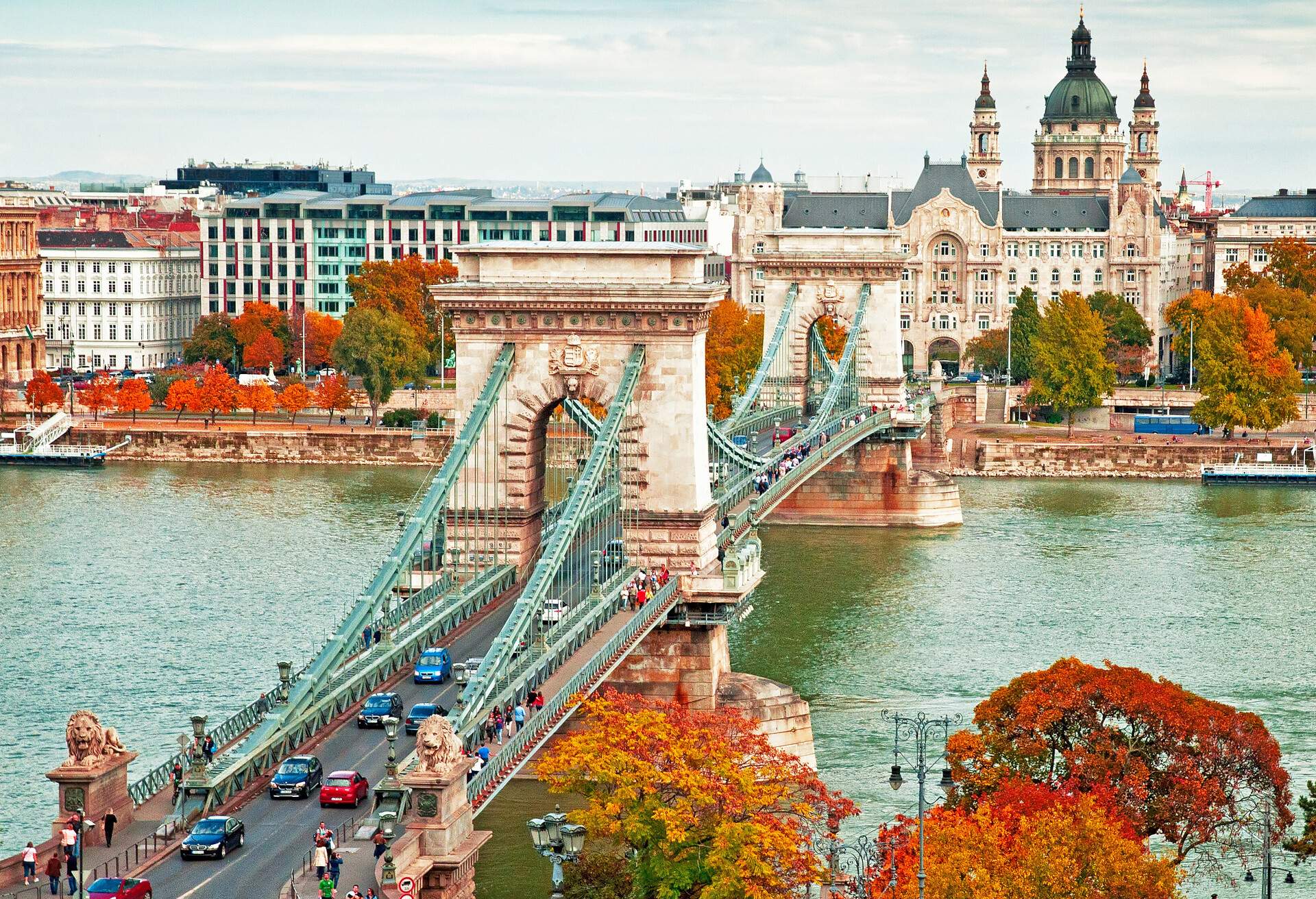 BUDAPEST CHAIN BRIDGE