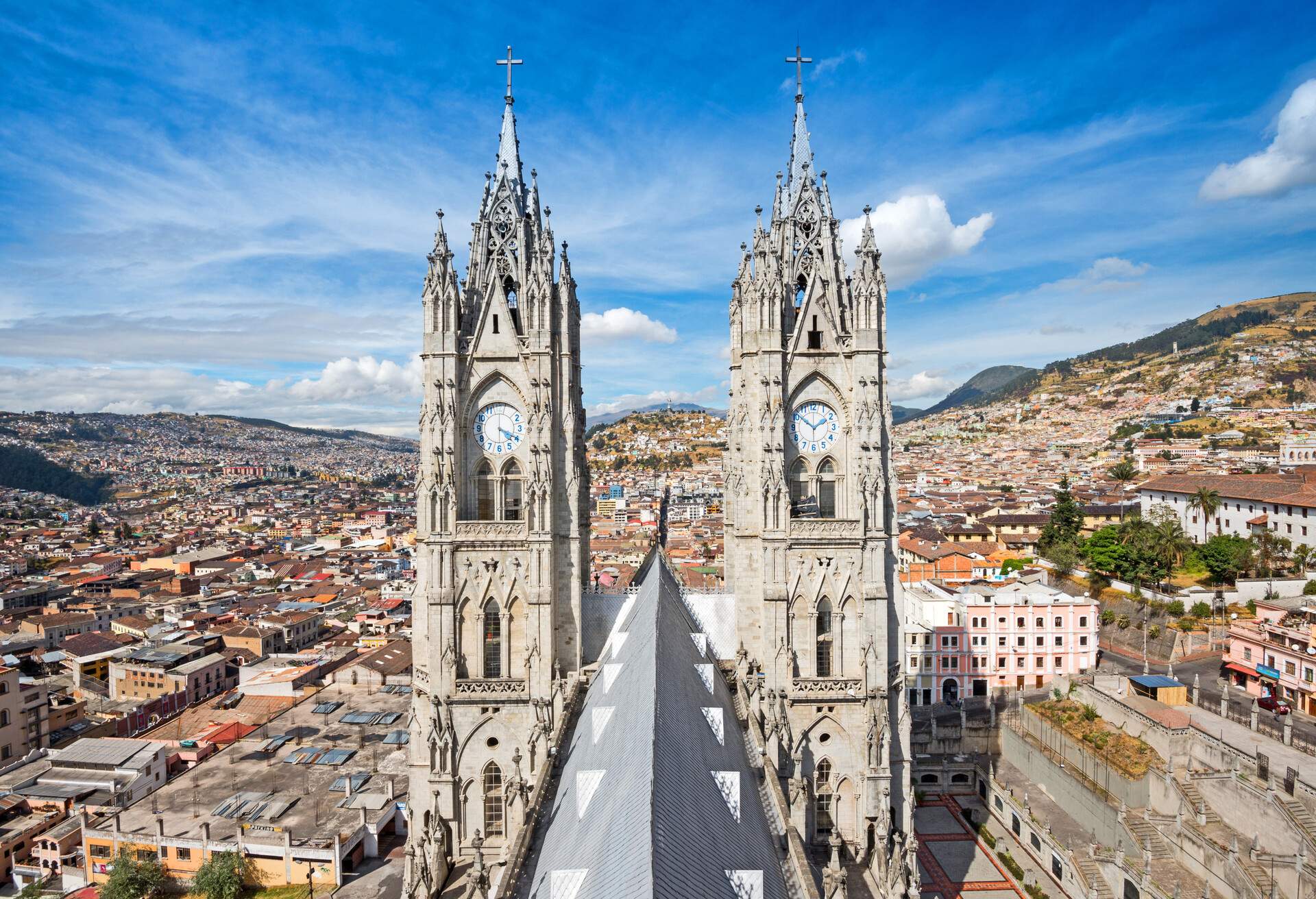 DEST_ECUADOR_QUITO_GettyImages-528145899