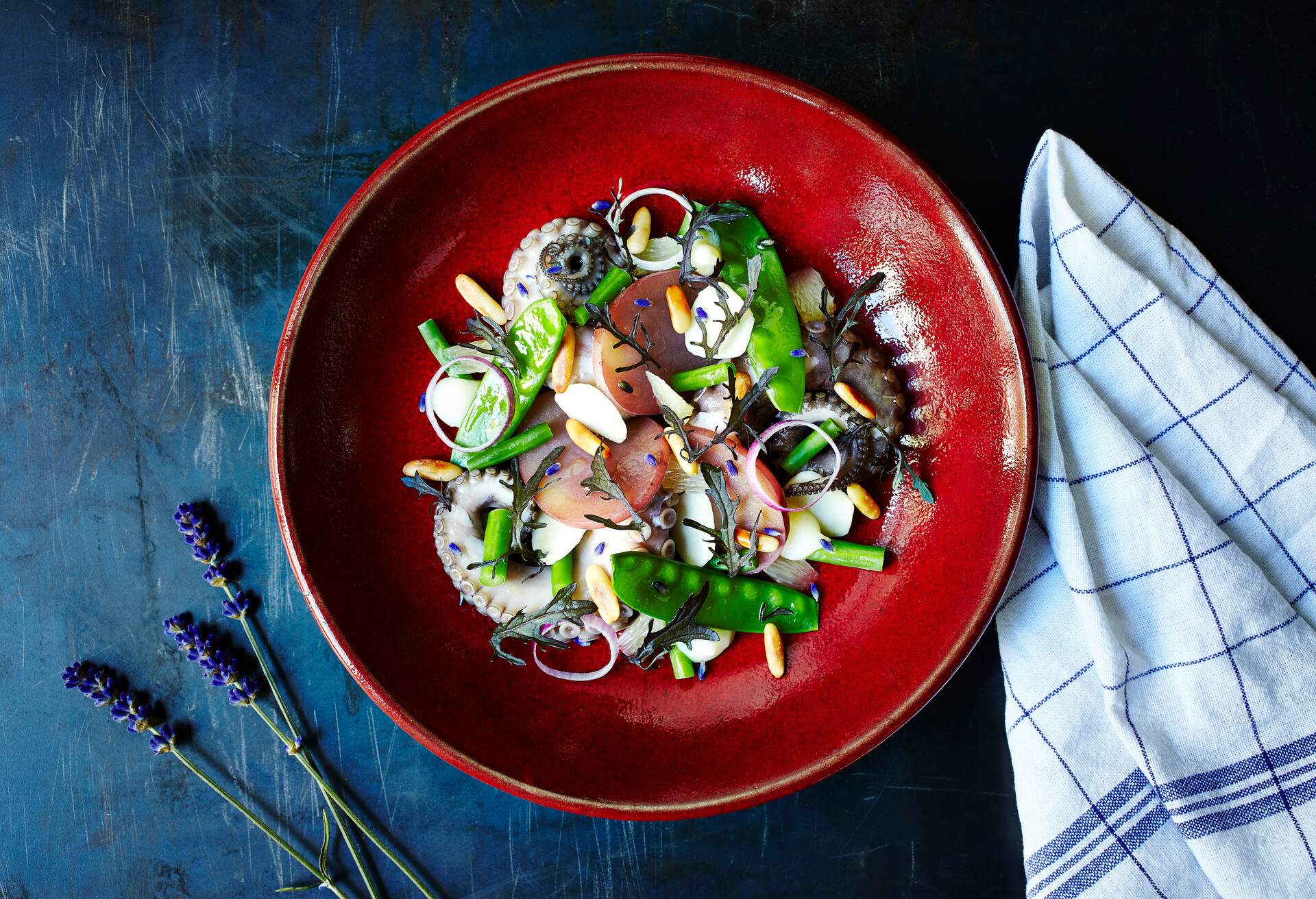 FOOD_OCTOPUS-SALAD_GettyImages-619230606.jpg