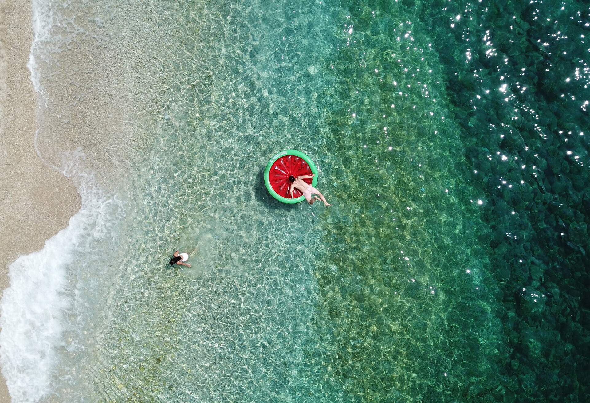 PEOPLE_DRONE_WATERMELON-FLOAT_shutterstock_1179329005