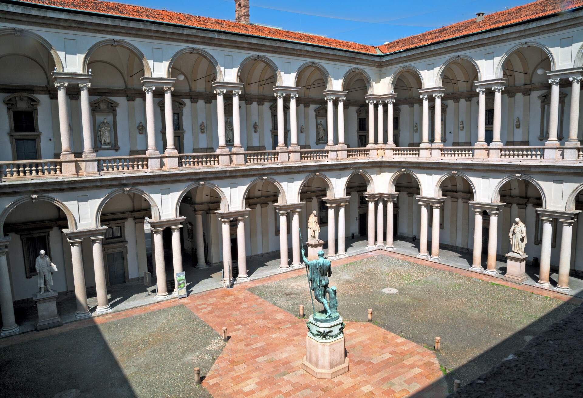 DEST_ITALY_MILAN_PINACOTECA-DI-BRERA_GettyImages-175953711