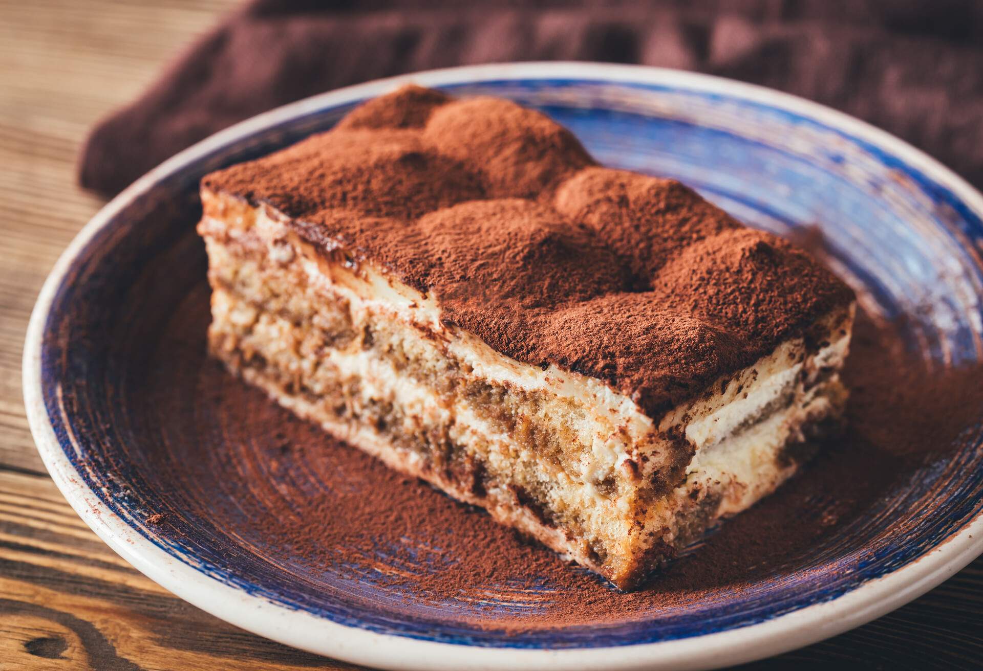 THEME_FOOD_DESSERT_TIRAMISU_GettyImages-1061450296