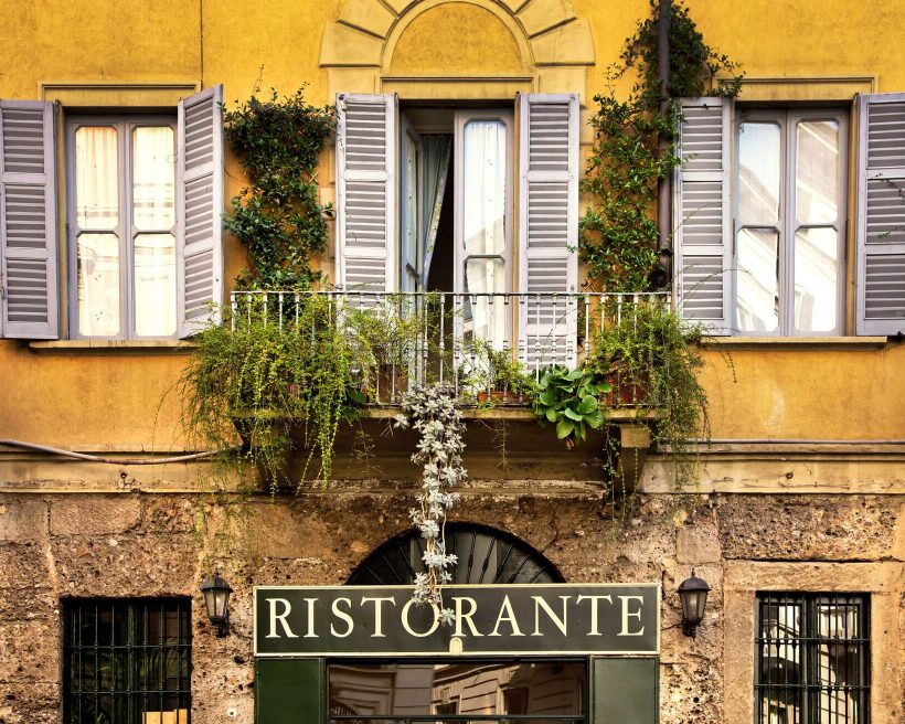 taly_milan_theme_restaurant_gettyimages
