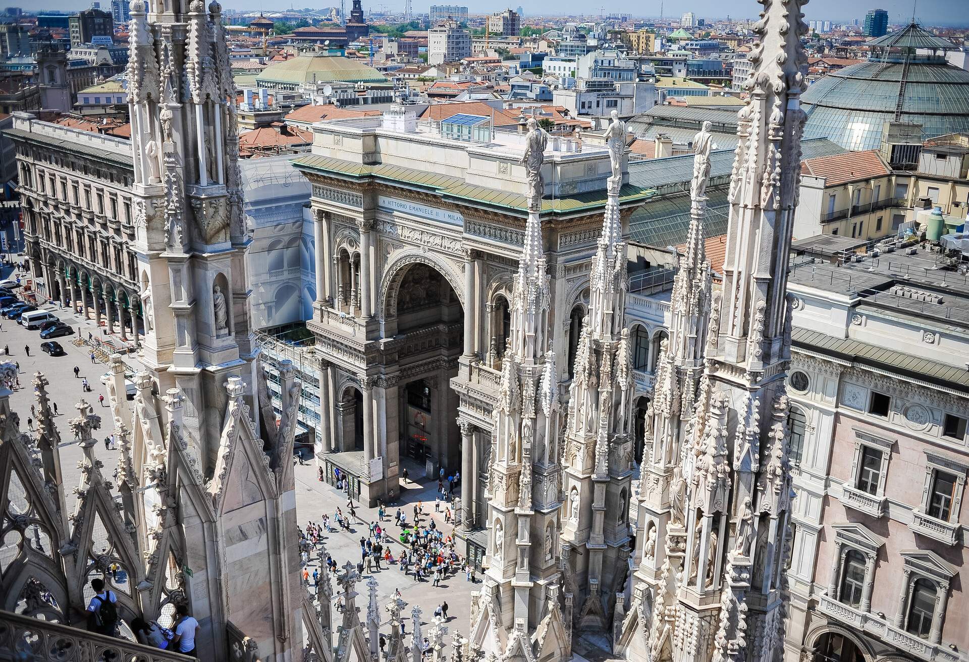 DEST_ITALY_MILAN_GettyImages-504928168