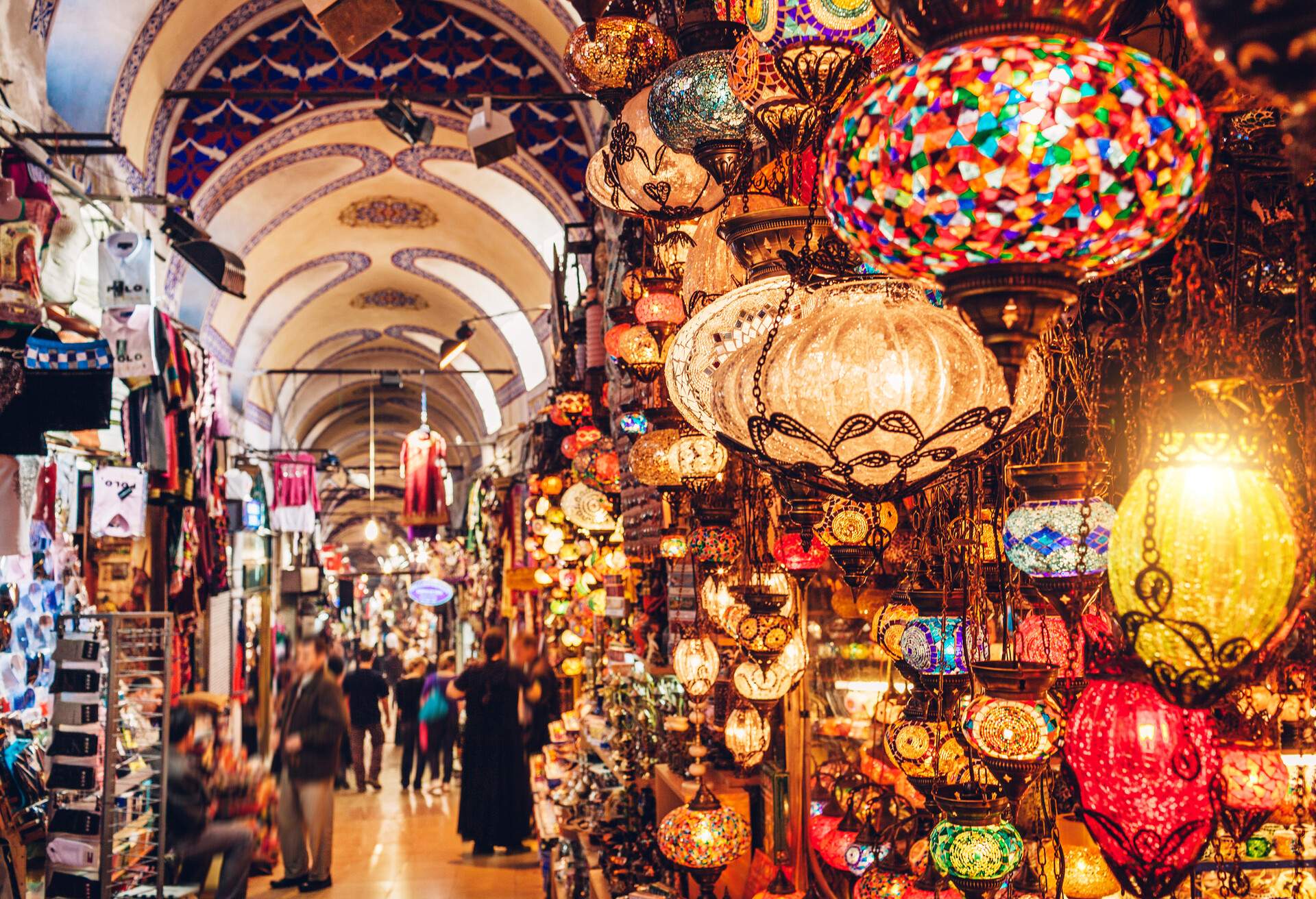 DEST_TURKEY_ISTANBUL_GRAND-BAZAAR_GettyImages-545274714.jpg