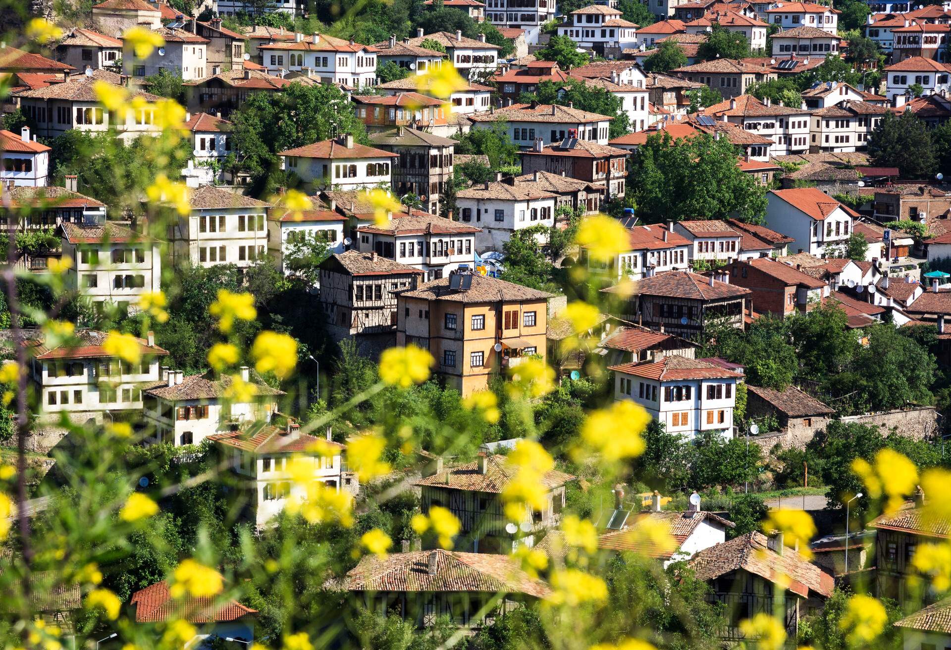 DEST_TURKEY_SAFRANBOLU_OTTOMAN_HOUSES_GettyImages-470525594.jpg