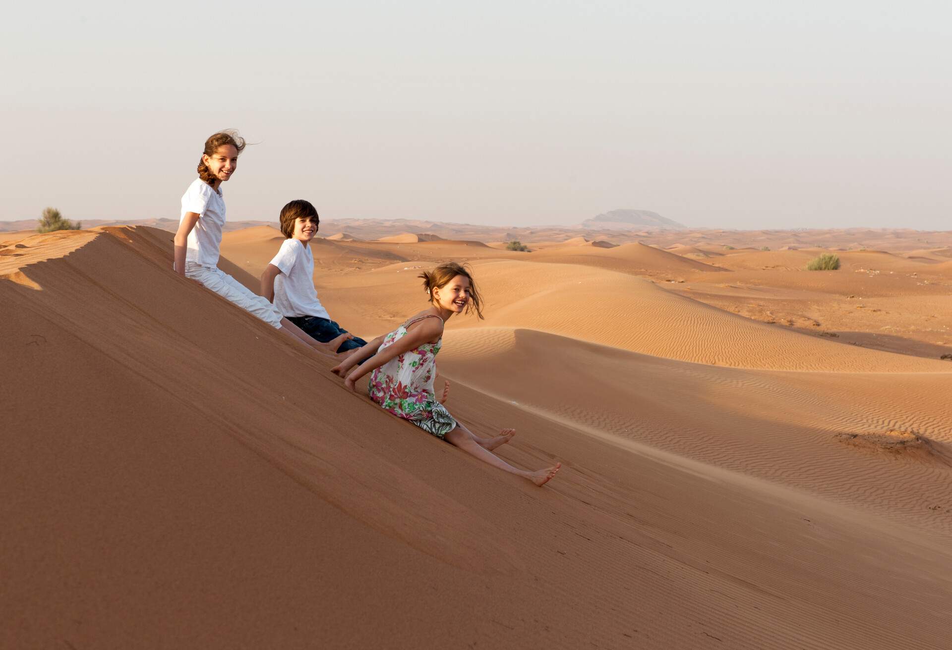 THEME_PEOPLE_KIDS_CHILDREN_SAND_DUNE