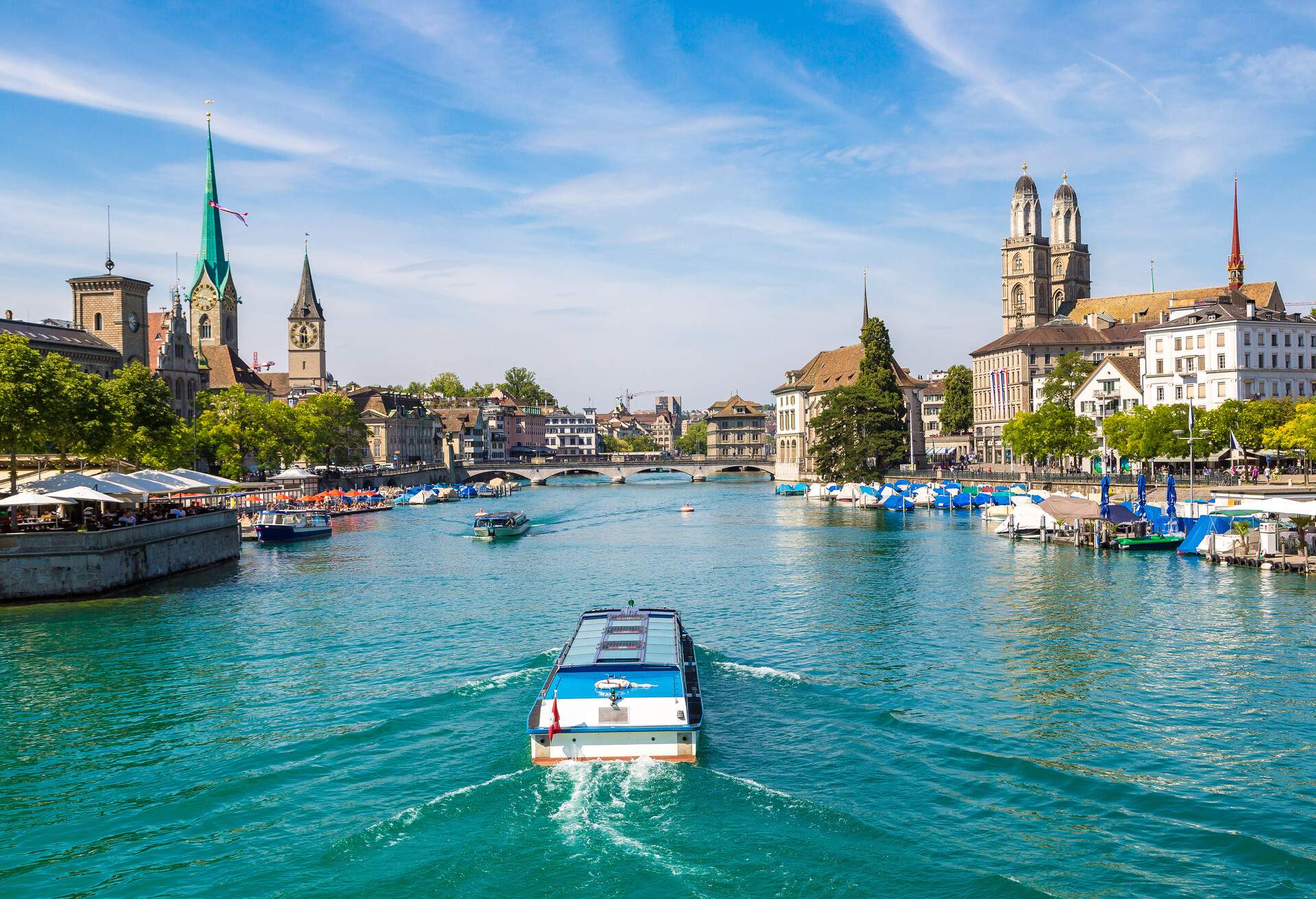 DEST_SWITZERLAND_ZURICH_shutterstock-premier_1063203971.jpg