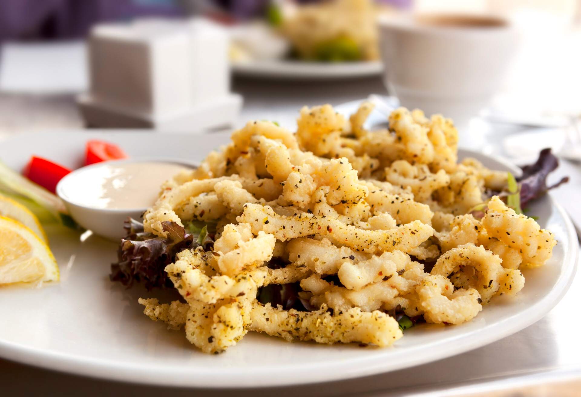 THEME_FOOD_AUSTRALIAN_Salt and pepper calamari_GettyImages-178499212