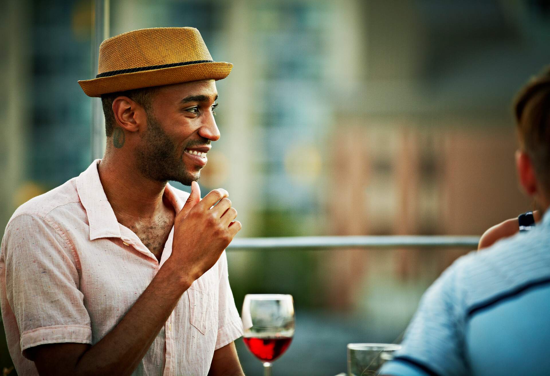 THEME_PEOPLE_ROOFTOP_BAR_GettyImages