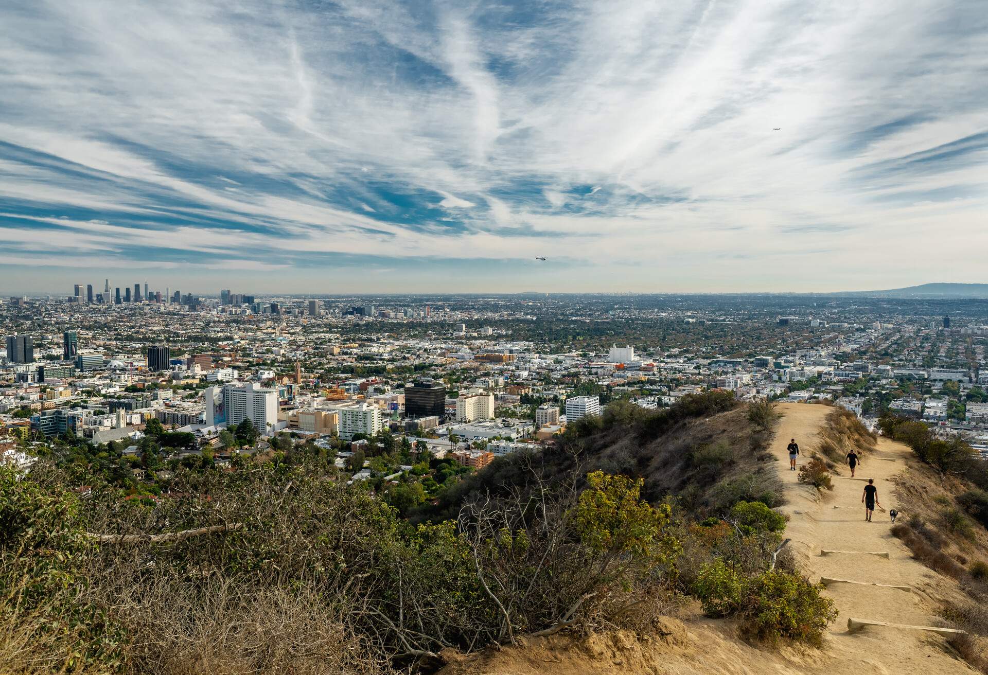 DEST_USA_CALIFORNIA_LOS ANGELES_HOLLYWOOD_RUNYON CANYON PARK-GettyImages-1074051388