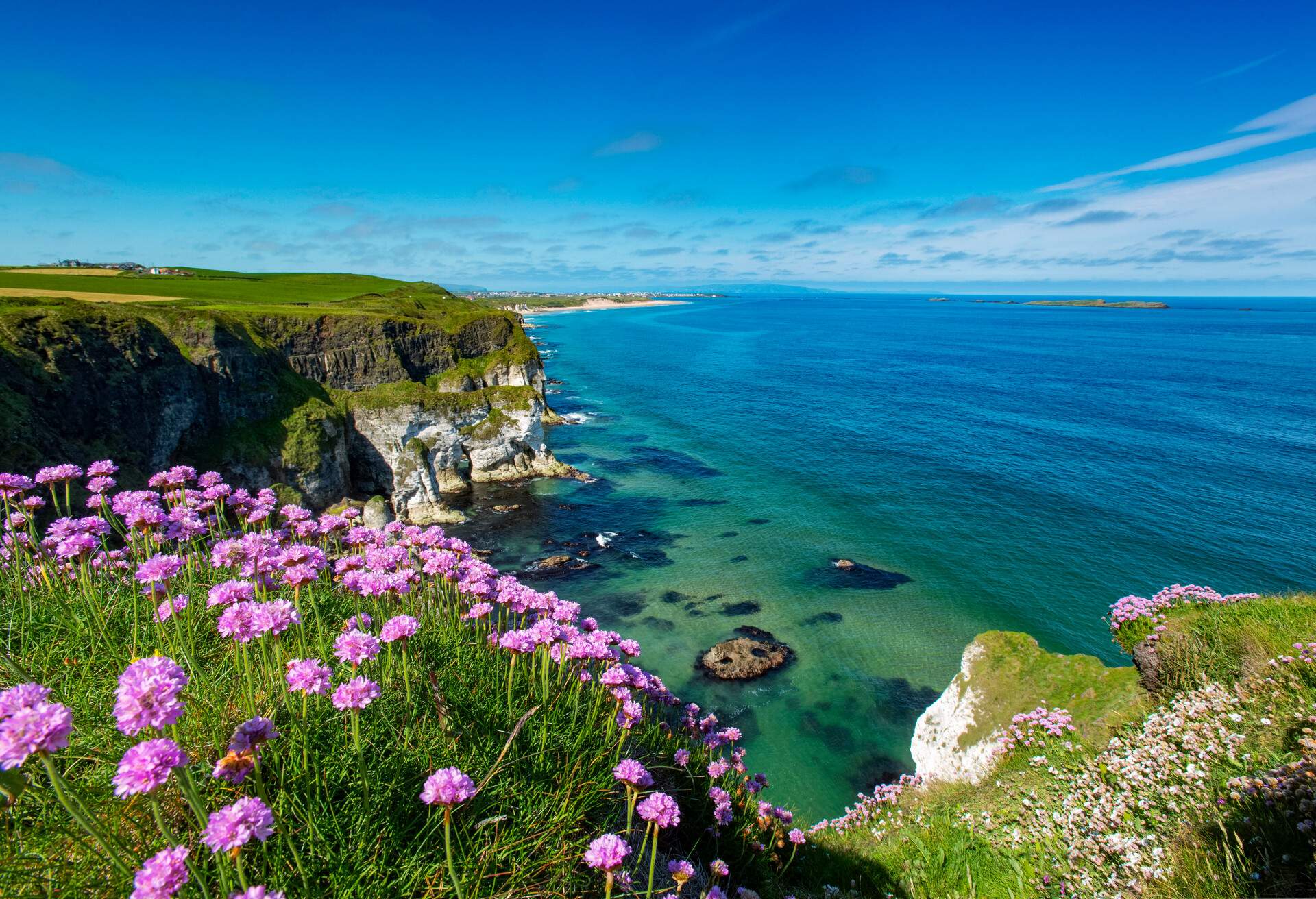 IRELAND_ANTRIM_PORTRUSH_WHITERUSH