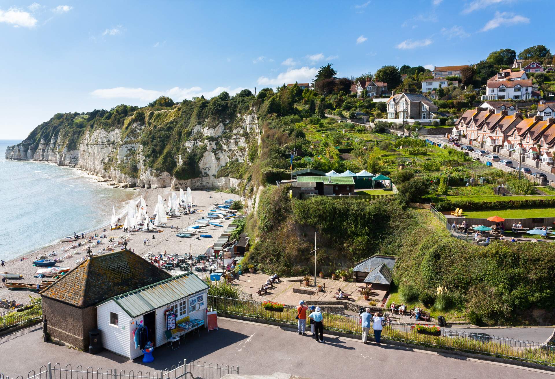 DEST_UK_DEVON_BEER_GettyImages-467651788