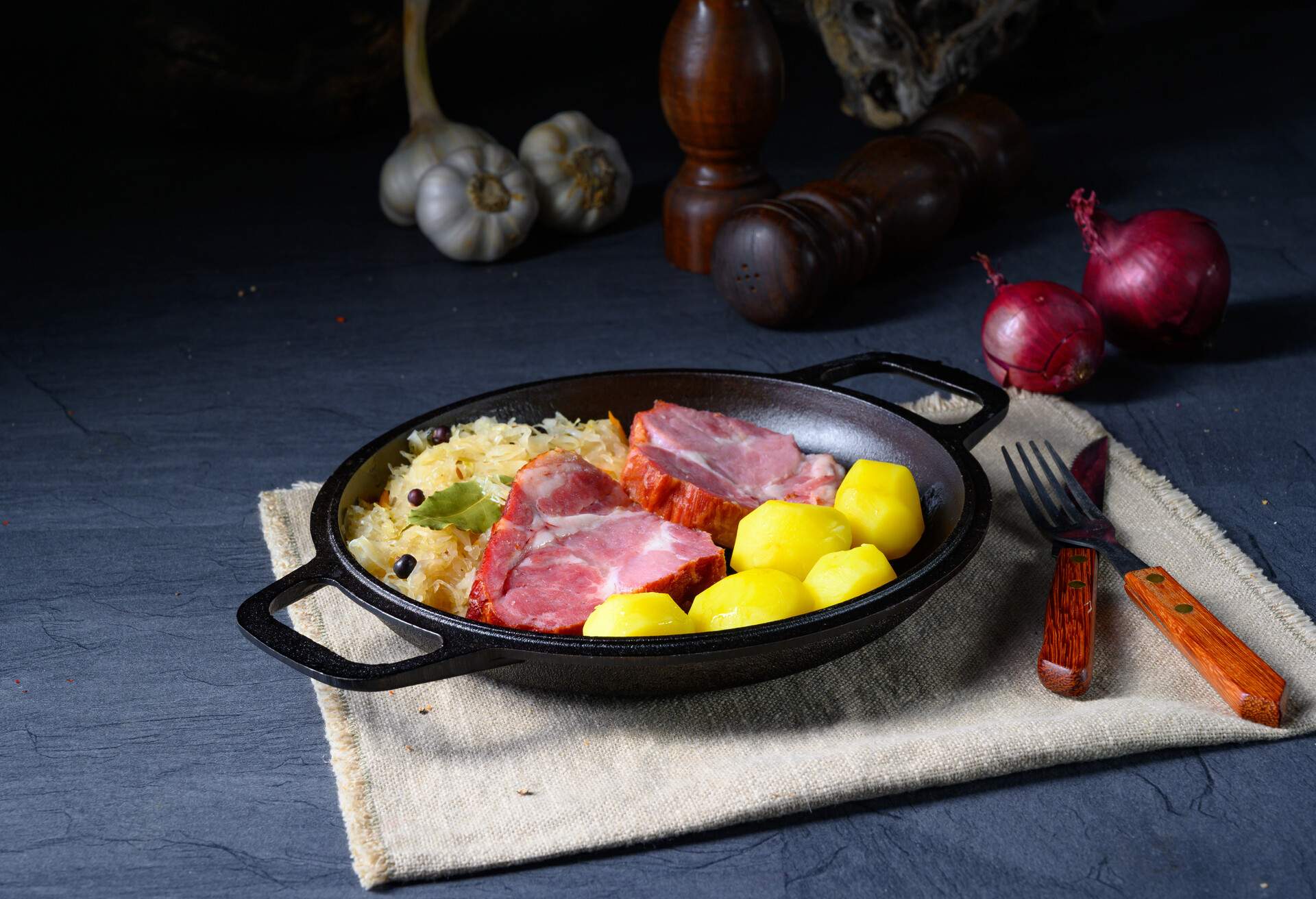 THEME_FOOD_BOILED_BACON_CABBAGE_GettyImages