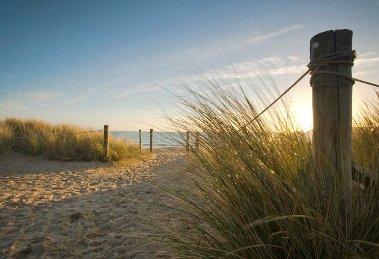 enjoy-the-beauty-and-freedom-of-nude-beaches-in-the-uk-kayak