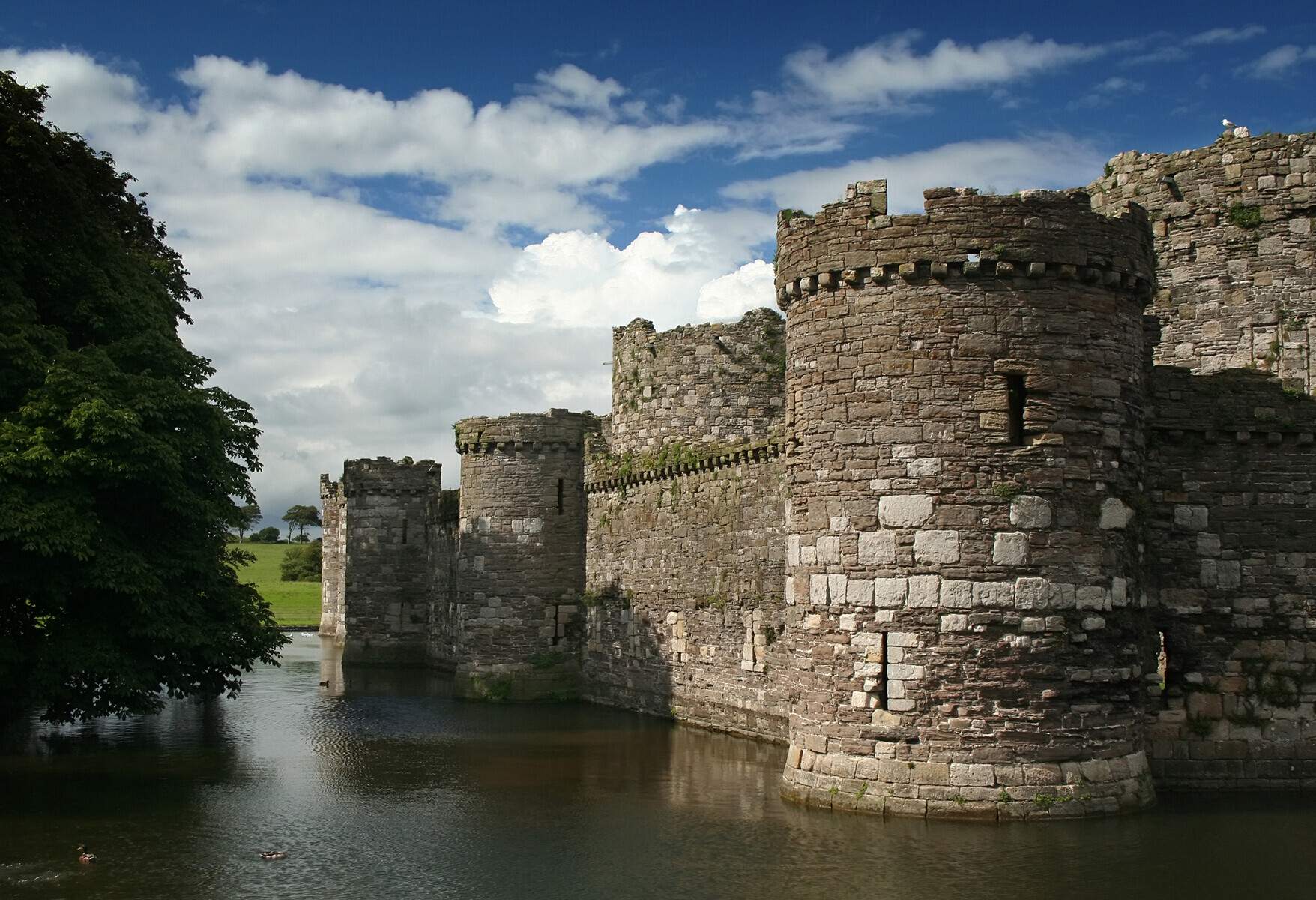 DEST_UK_WALES_Beaumaris_Castle_GettyImages-93085879