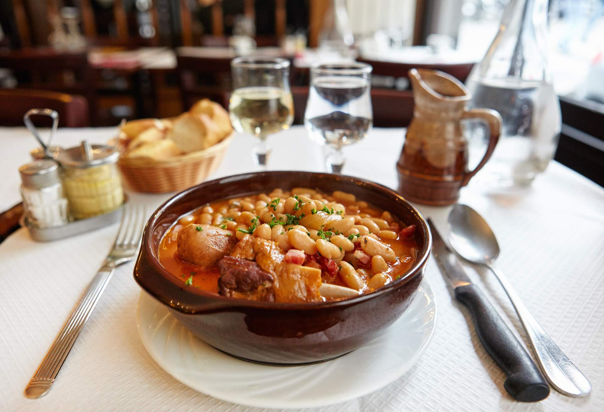 THEME_FOOD_FRENCH_Cassoulet_GettyImages-550702157