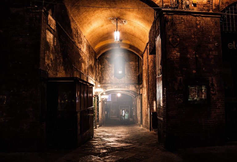 The 13 most haunted places to visit in England | KAYAK