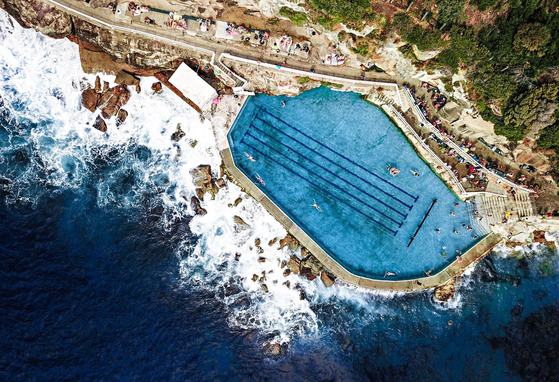 DEST_AUSTRALIA_SYDNEY_BRONTE_BEACH_GettyImages-1254347866