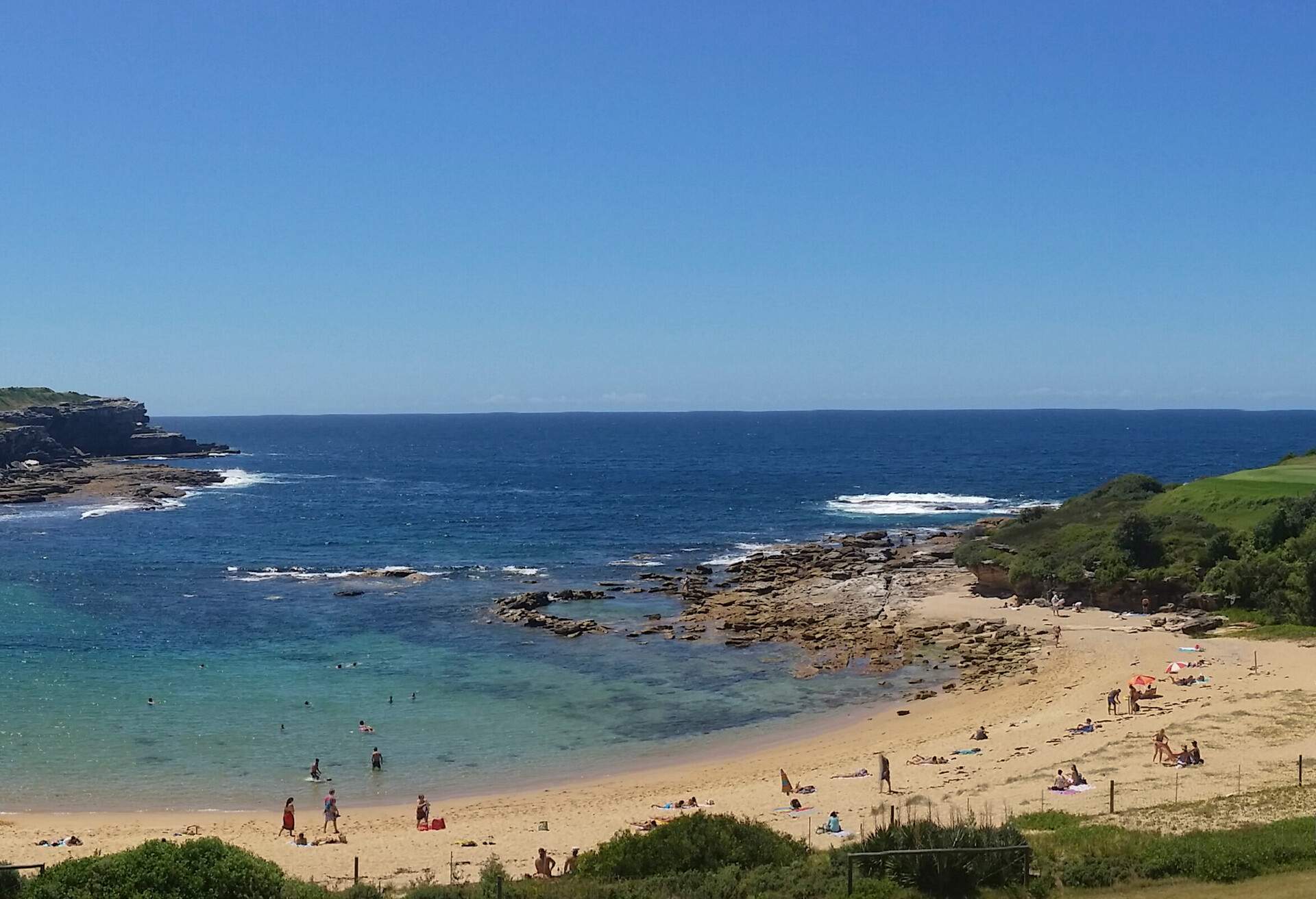 DEST_AUSTRALIA_SYDNEY_LITTLE_BAY_BEACH_GettyImages-511663998