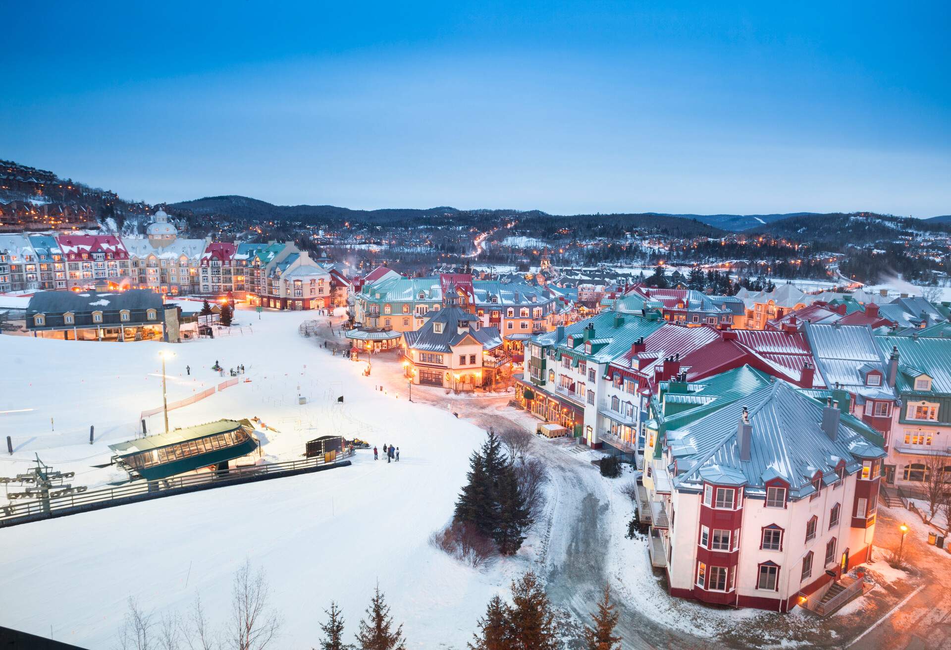 CANADA_QUEBEC_MOUNT-TREMBLANT-VILLAGE