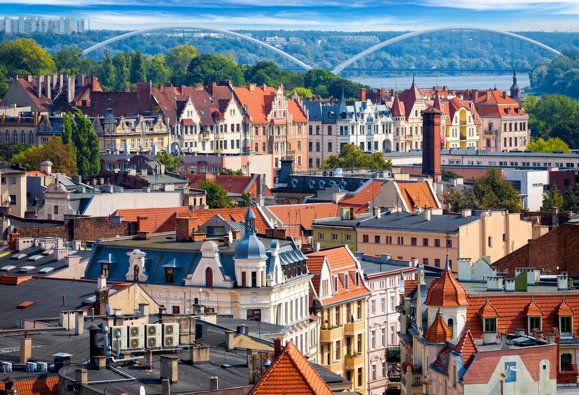 DEST_POLAND_KUJAWSKO-POMORSKIE_TORUN AND RIVER VISTULA-GettyImages-1126873715