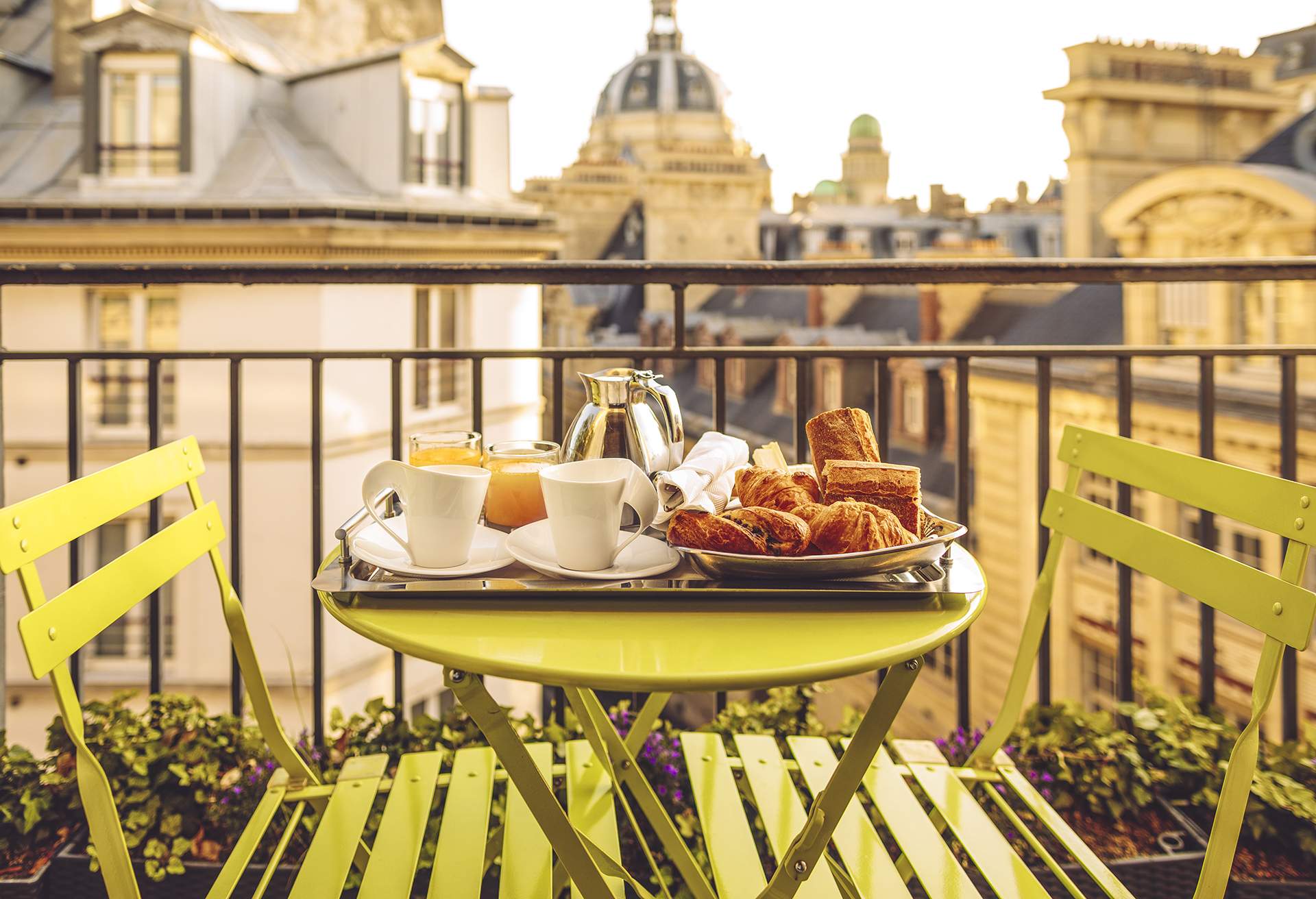 breakfast in france