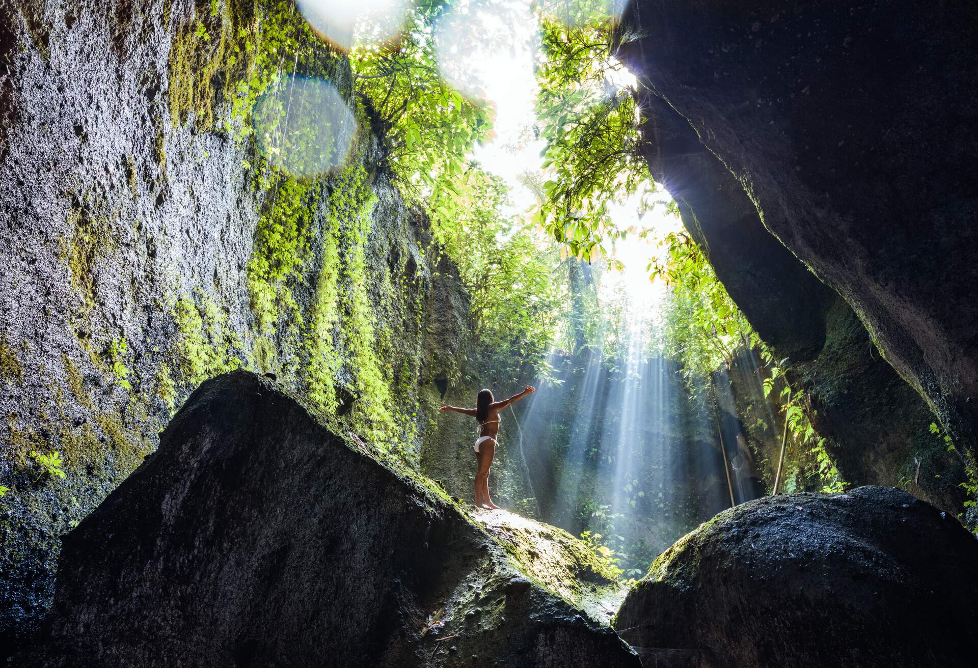 DEST_INDONESIA_BALI_Tukad_Cepung_GettyImages-1171238188