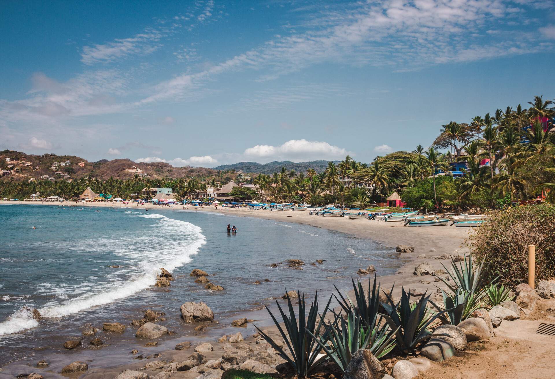 DEST_MEXICO_SAYULITA_GettyImages-1215735717