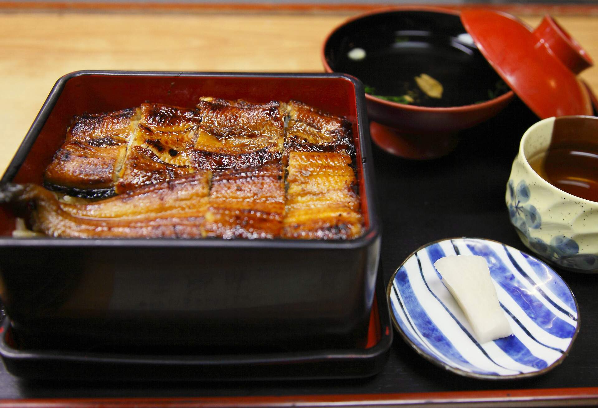 THEME_FOOD_JAPANESE_EEL_UNAGI_Unagi kaba yaki donburi_GettyImages-109753133