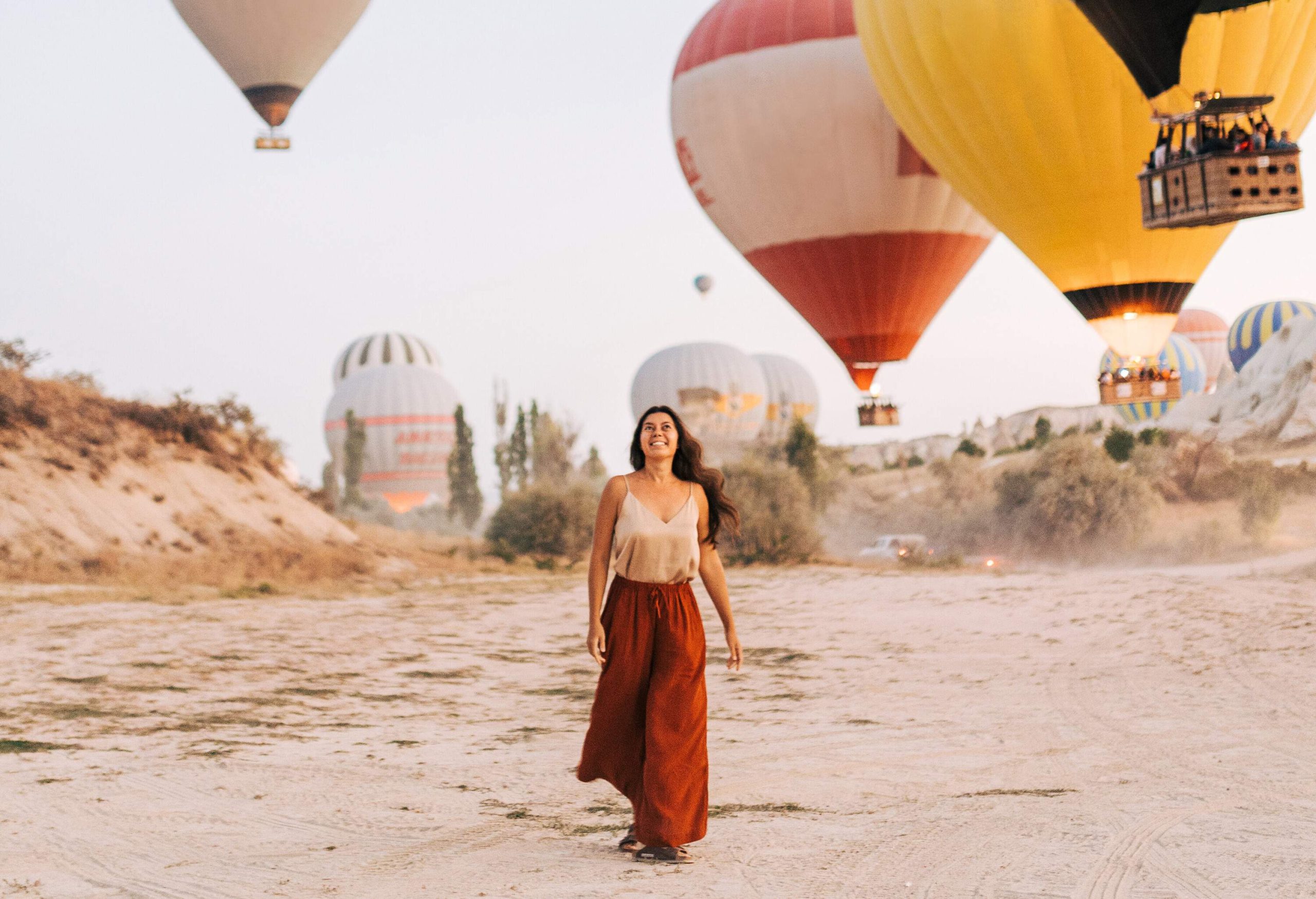 dest_turkey_cappadocia_hot-air-balloons_gettyimages-1419516052_universal_within-usage-period_98457