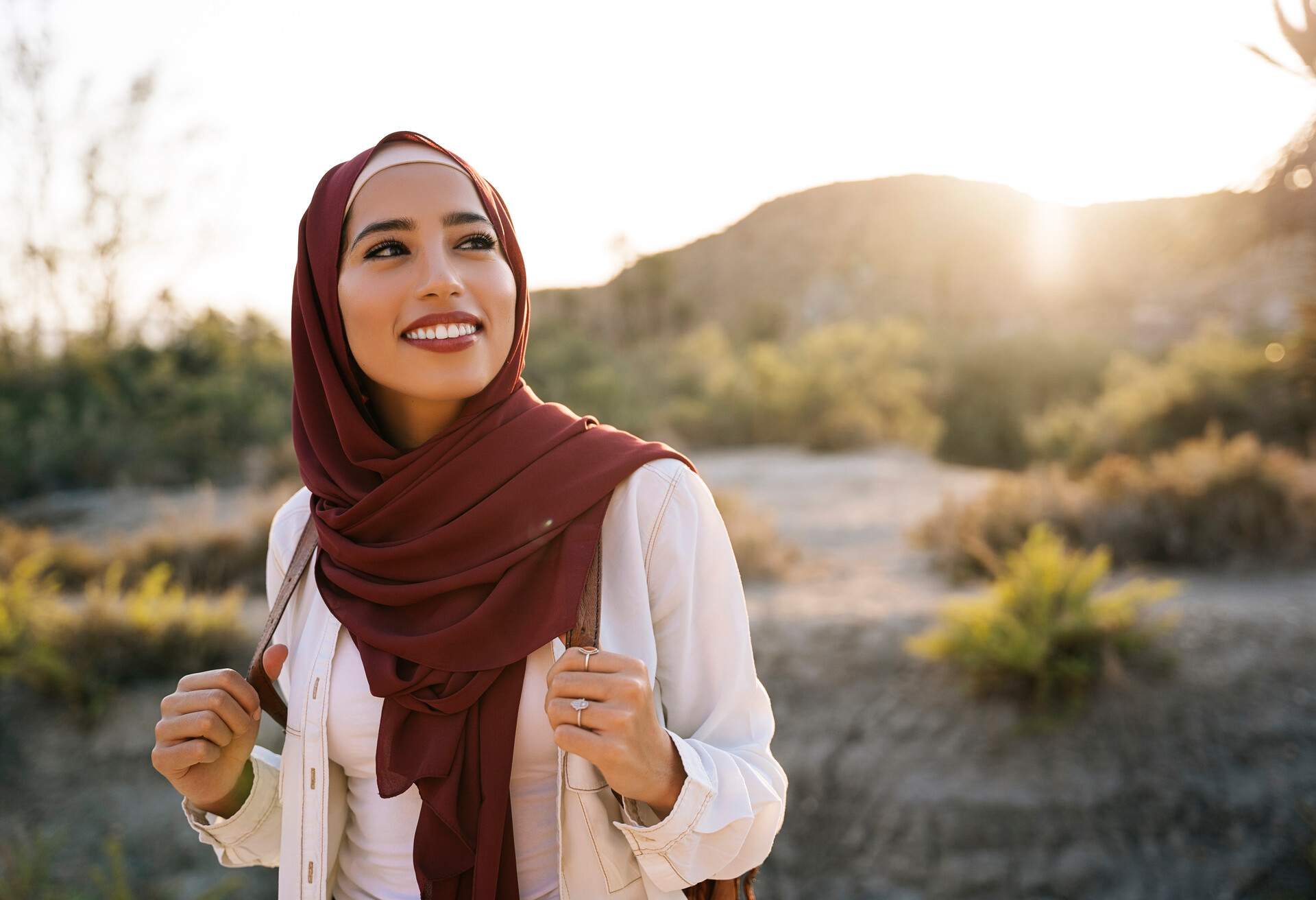 THEME_PEOPLE_WOMAN_MUSLIM_NATURE_GettyImages-1266066897