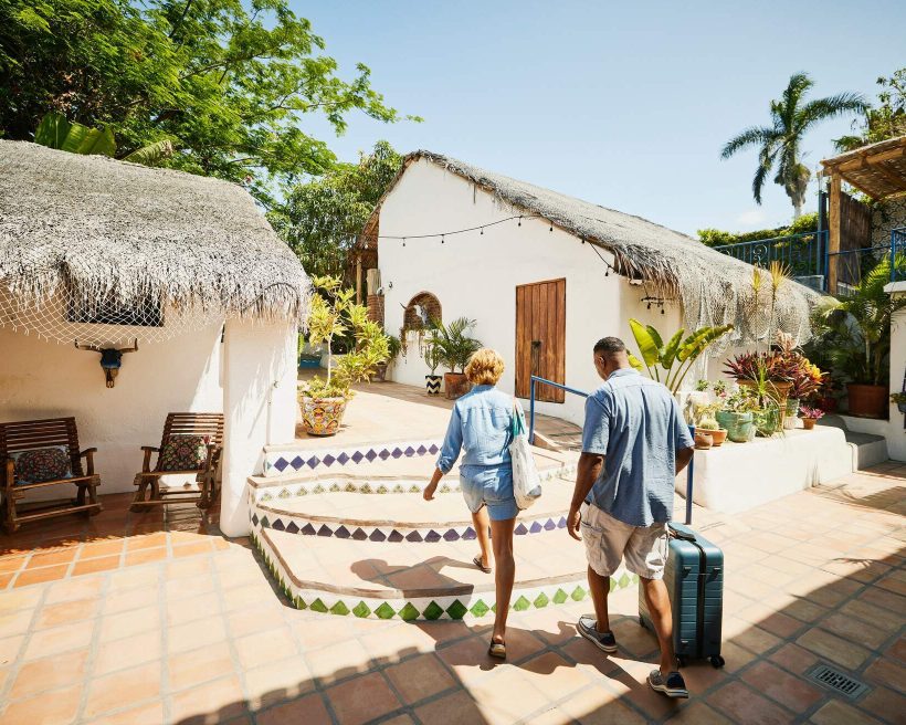 what-is-a-resort-fee-find-out-here-kayak