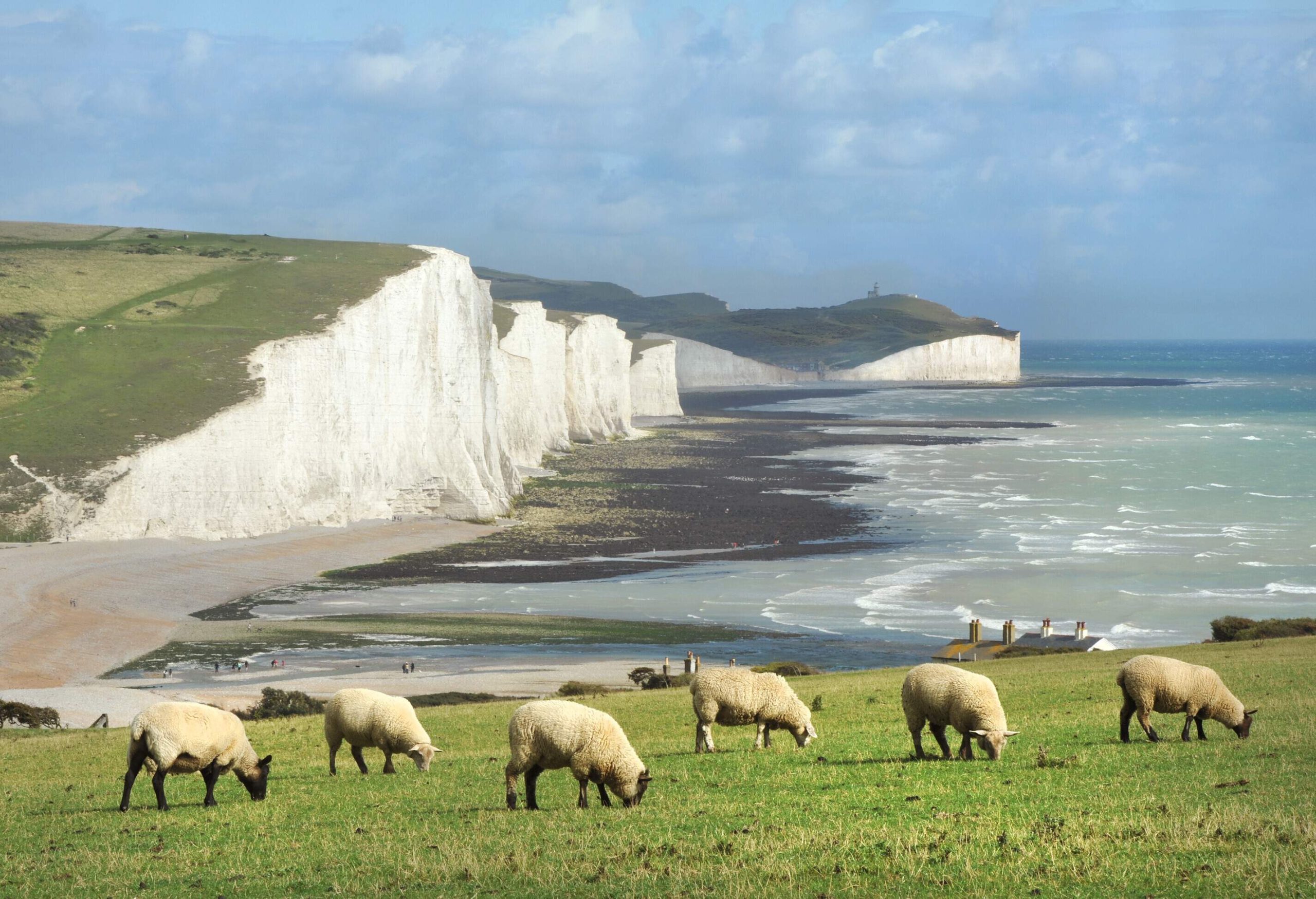 dest_england_uk_seven_sisters_gettyimages-184380871_universal_within-usage-period_93457
