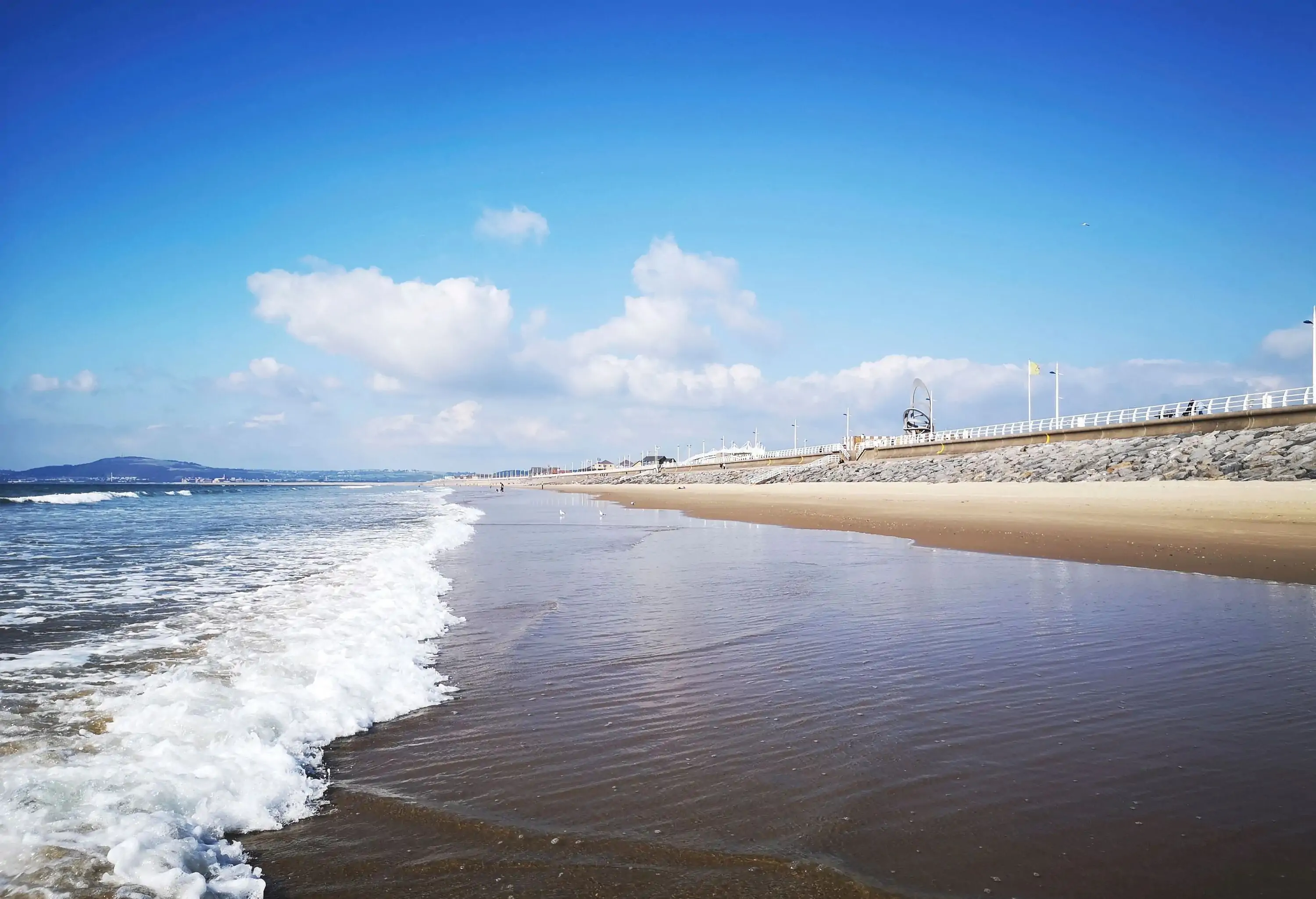Aberavon Seafront is one of Wales' longest sandy beaches and the contemporary promenade stretches for two miles and has great views overlooking Swansea Bay and Mumbles.