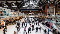 Find cheap flights from Azores to England